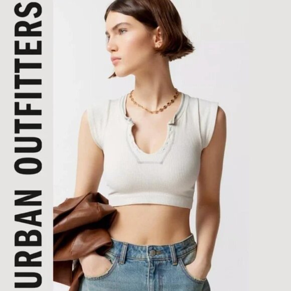 Urban Outfitters Out From Under Go For Gold Seamless Top - Picture 1 of 6